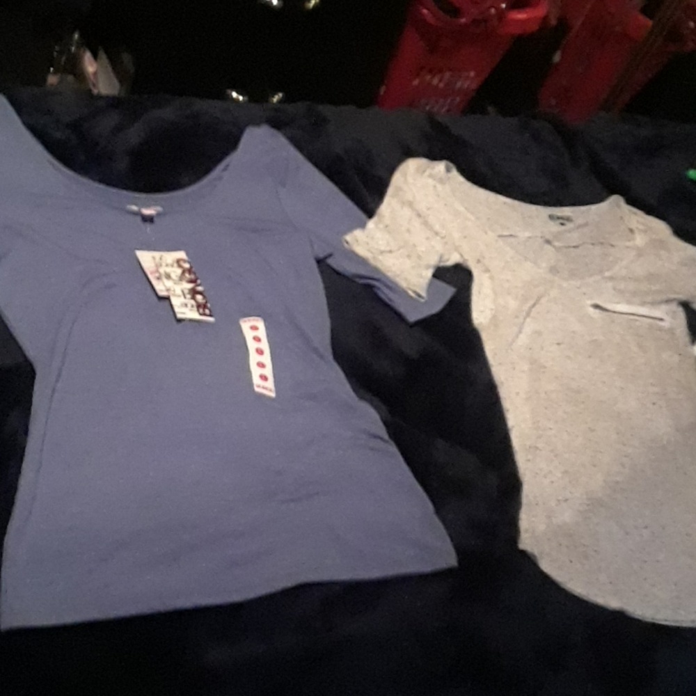 Crew neck and V neck t-shirts